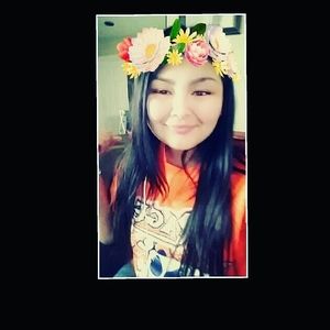 Meet your Posher, Kayla